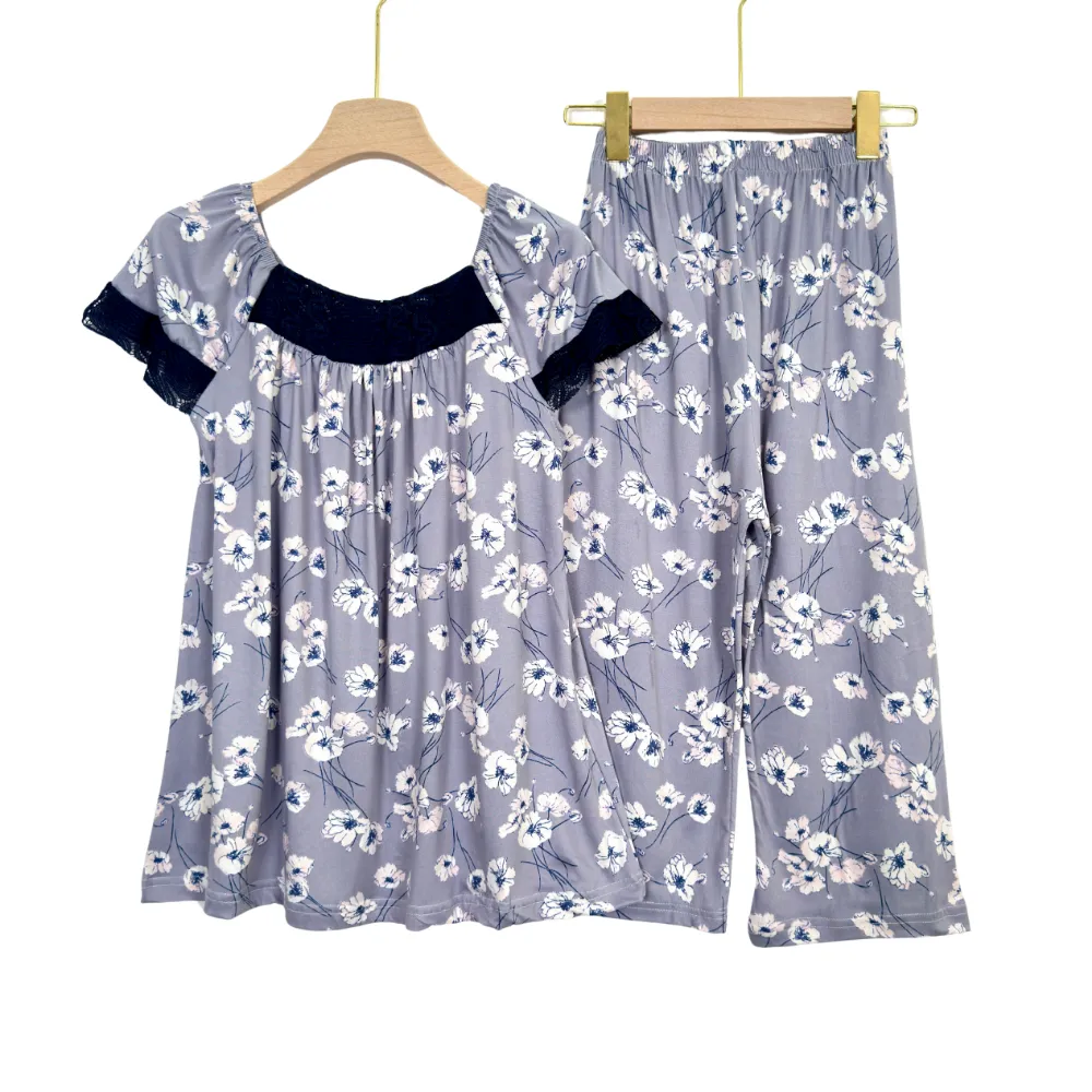 Women’s Cotton Capri Pajama Set – Floral Elegance - Image 7