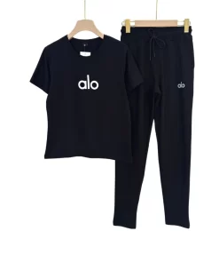 Alternative view of Women’s Summer Cotton Lounge Set | alo – Multiple Colors Available