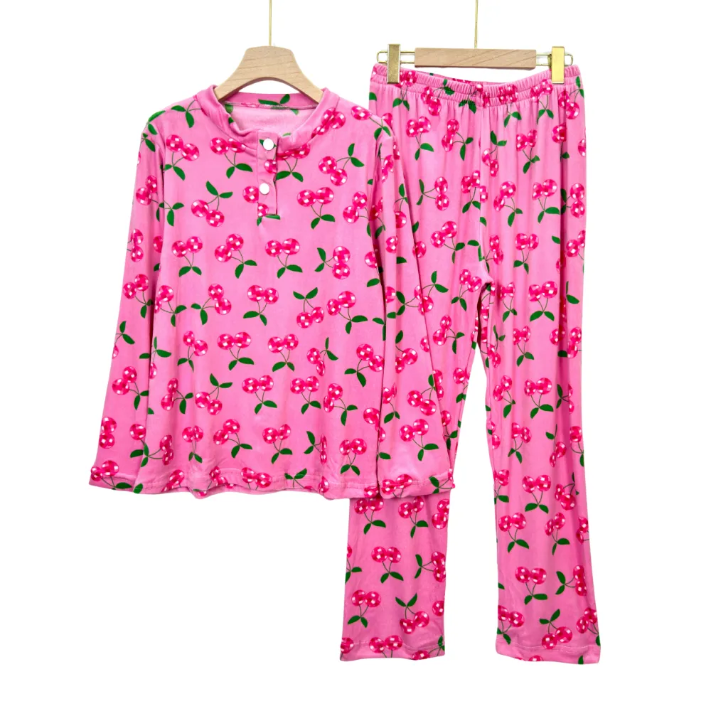 Women’s Velour Pajama Set – Printed Winter Sleepwear (Regular & Plus Size)