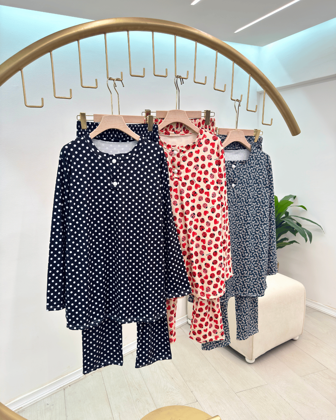 Plus Size Blend Fabric Sleepwear - Delicate Floral Print - Image 3