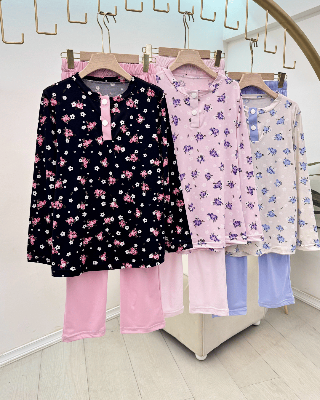 Women's Cotton Blend Ditsy Floral Pajama Set - Image 2
