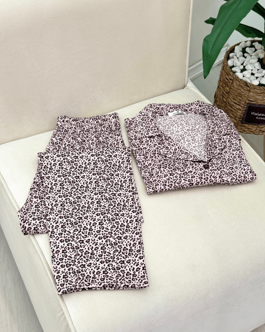 Wild Rose Leopard Print Women's Pajama Set - Image 2