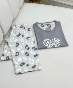 Women's Plus Size Pure Cotton Long-Sleeve Pajama Set - Elegant Graphic Prints