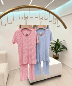 Alternative view of Women's  Cotton Ribbed Short-Sleeve Pajama Set with Pants - Mini Floral Print